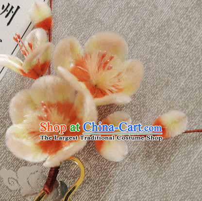 China Traditional Cheongsam Beige Plum Blossom Hairpin Handmade Hair Accessories Classical Velvet Hair Stick