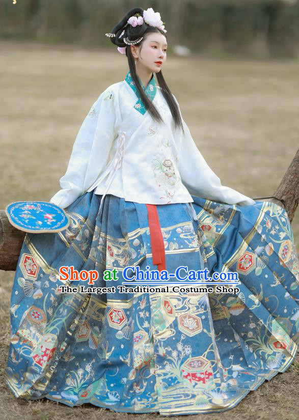 China Traditional Ming Dynasty Patrician Lady Historical Clothing Ancient Young Beauty Embroidered Costumes