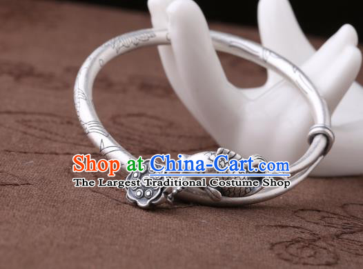 Handmade Chinese National Silver Jewelry Traditional Carving Fish Lotus Bracelet