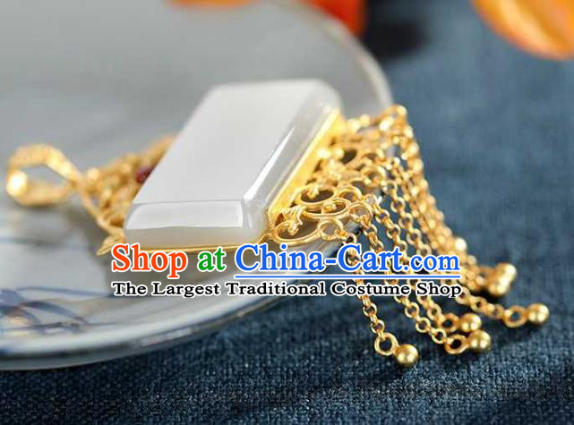 China Classical Cheongsam Golden Tassel Pendant Accessories Traditional White Jade Necklace