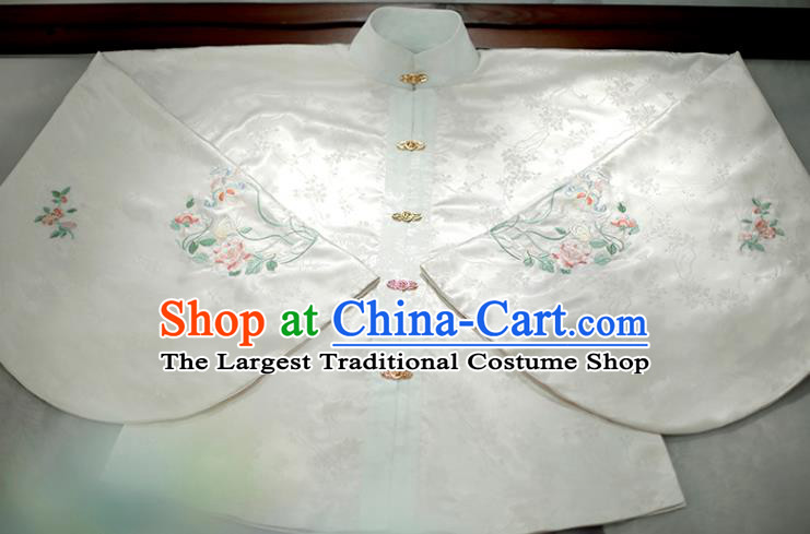 China Ancient Young Lady Embroidered Hanfu Clothing Traditional Ming Dynasty Historical Costumes