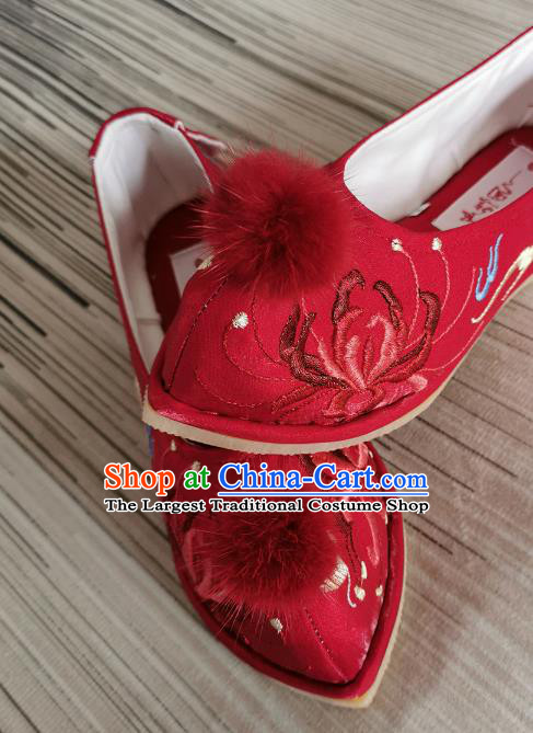 Handmade Chinese Wedding Embroidered Shoes Traditional Ming Dynasty Hanfu Shoes Red Satin Shoes