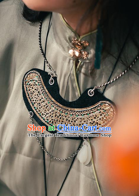 Chinese National Silver Necklace Handmade Ethnic Necklet Accessories Classical Longevity Lock