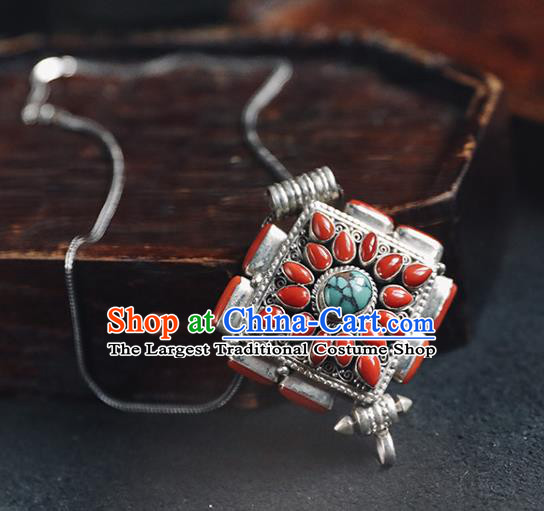 Chinese National Silver Carving Necklace Handmade Ethnic Necklet Accessories Classical Agate Jewelry