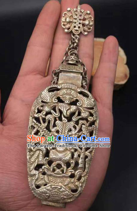 Chinese Handmade National Sachet Pendant Jewelry Classical Ethnic Accessories Carving Gourd Brooch