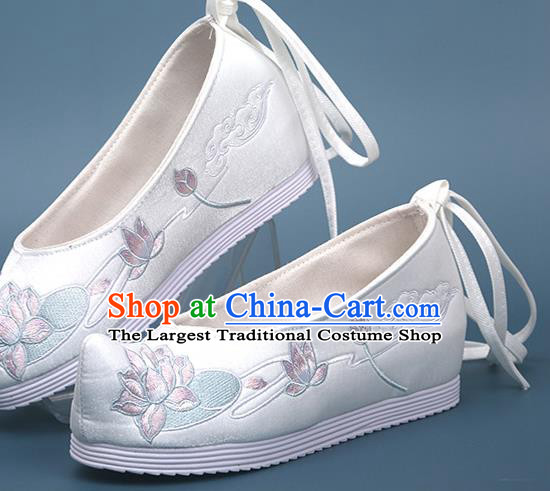 China Traditional Shoes Handmade National White Satin Shoes Embroidered Lotus Shoes Hanfu Bow Shoes
