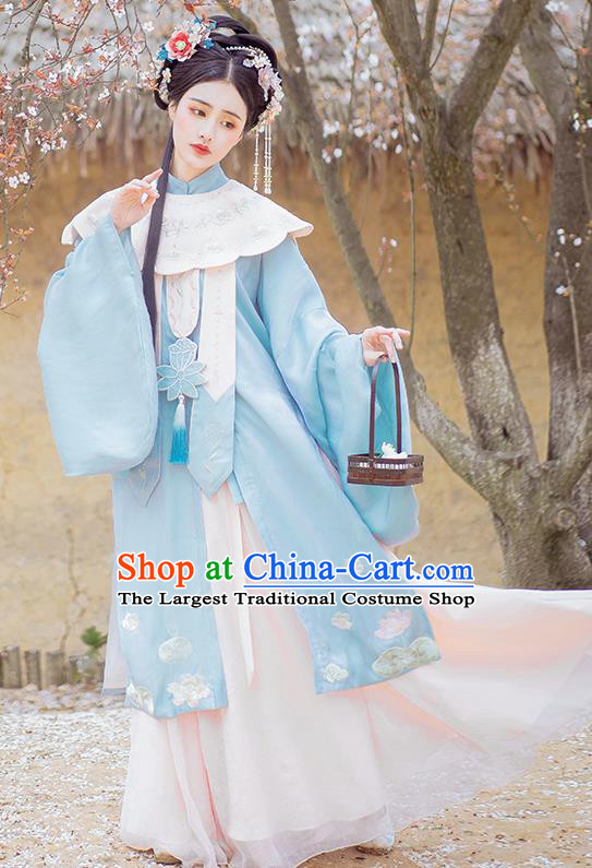 China Ancient Ming Dynasty Court Beauty Hanfu Dress Clothing Complete Set