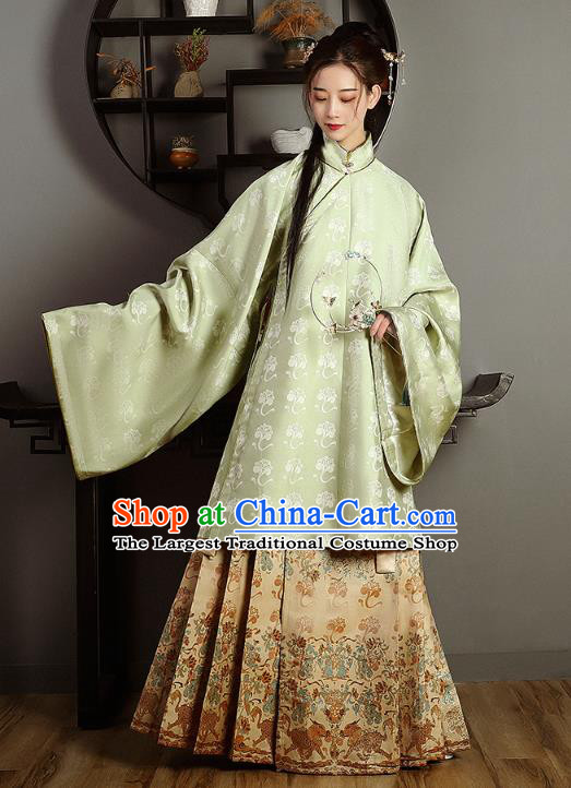 China Ancient Patrician Beauty Hanfu Dress Garment Traditional Ming Dynasty Aristocratic Lady Historical Costumes