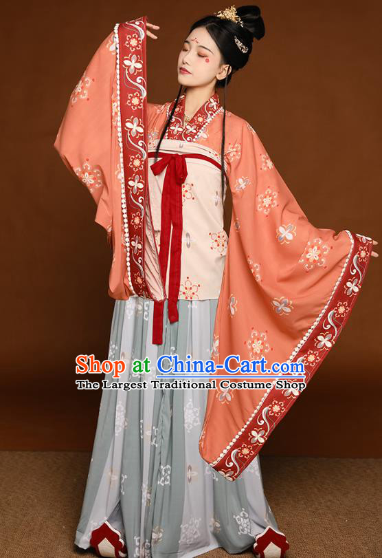 China Traditional Southern and Northern Dynasties Court Lady Historical Clothing Ancient Royal Princess Hanfu Dress Garment