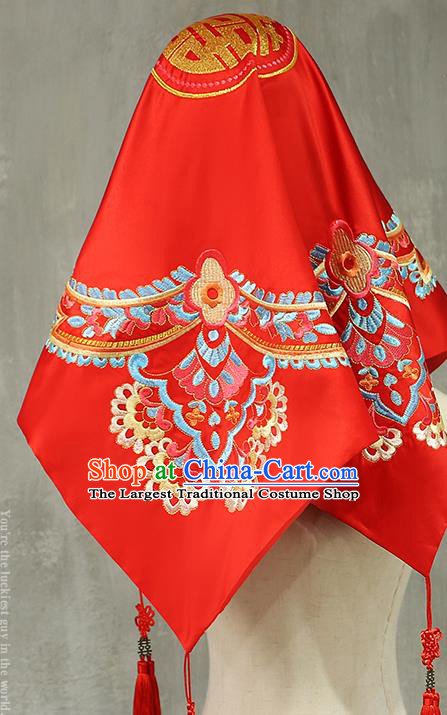 Chinese Traditional Wedding Headdress Xiuhe Suit Accessories Embroidered Red Satin Bridal Veil