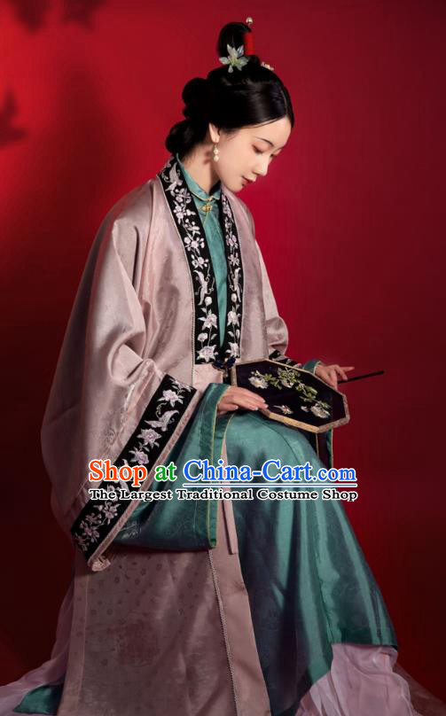 China Ancient Patrician Female Clothing Traditional Hanfu Apparels Song Dynasty Noble Woman Historical Costumes