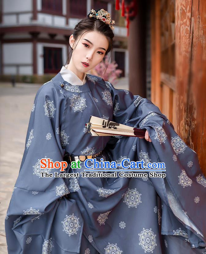 China Traditional Ming Dynasty Royal Prince Historical Clothing Ancient Scholar Navy Hanfu Robe