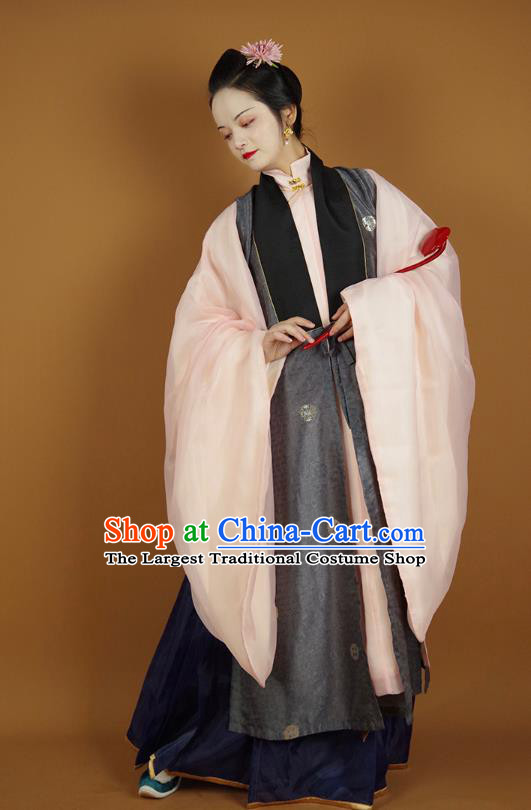 China Ancient Imperial Countess Hanfu Dress Clothing Traditional Ming Dynasty Noble Mistress Historical Costume for Women