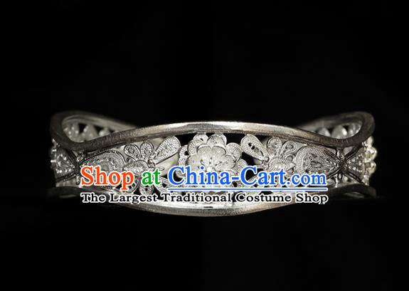 Handmade Chinese Cheongsam Silver Bangle Accessories Traditional Bracelet Jewelry