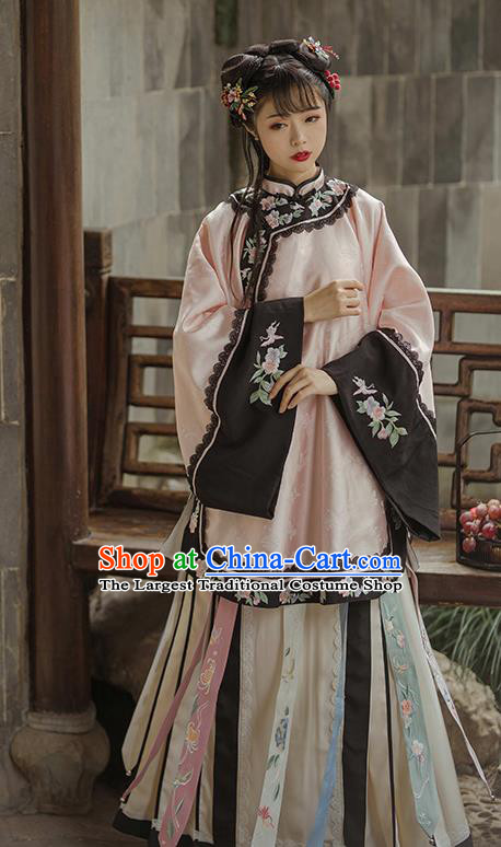 China Ancient Rich Female Clothing Traditional Qing Dynasty Noble Lady Historical Costume