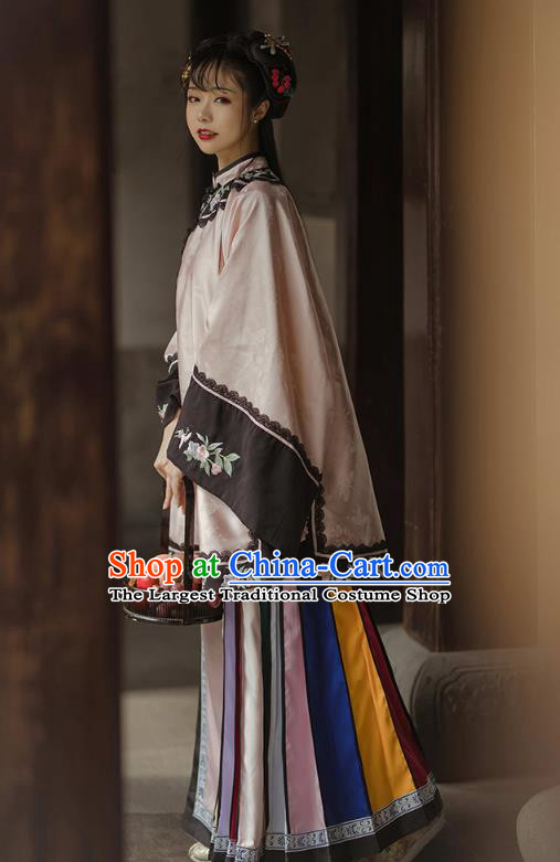 China Ancient Rich Female Clothing Traditional Qing Dynasty Noble Lady Historical Costume