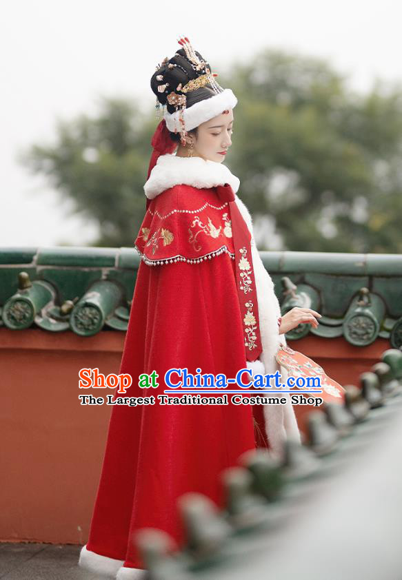 China Ancient Imperial Consort Red Cape Clothing Traditional Ming Dynasty Noble Mistress Costume