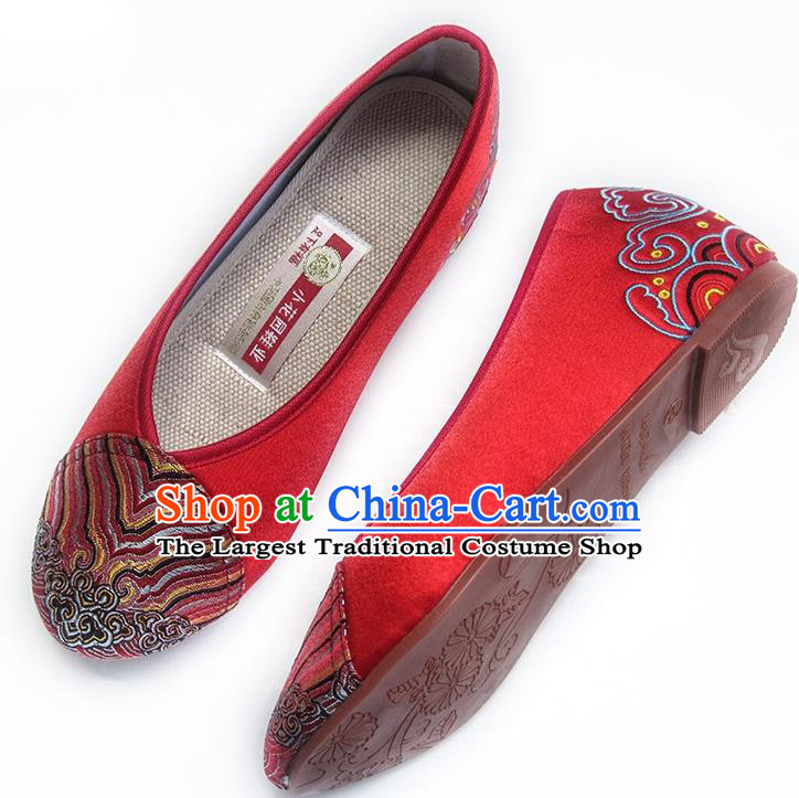 China Traditional Bride Shoes National Women Shoes Embroidered Red Satin Shoes