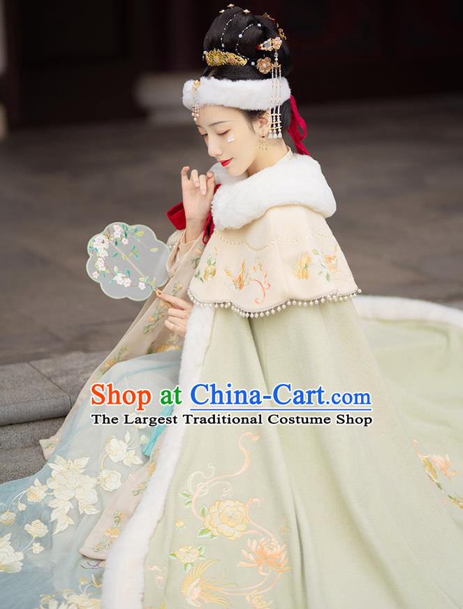 China Ancient Young Mistress Hanfu Clothing Traditional Ming Dynasty Noble Women Embroidered Cloak