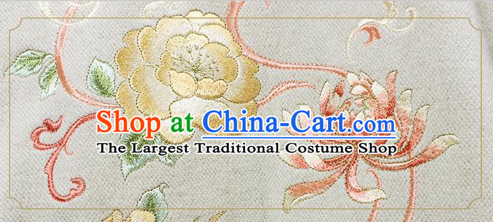 China Ancient Young Mistress Hanfu Clothing Traditional Ming Dynasty Noble Women Embroidered Cloak