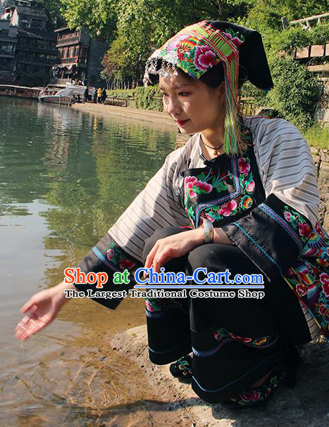 Chinese Miao Nationality Female Informal Clothing Xiangxi Ethnic Folk Dance Costumes and Hat