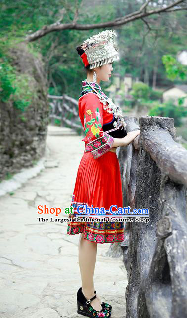 Chinese Miao Nationality Stage Performance Clothing Hmong Ethnic Female Folk Dance Outfits and Headdress