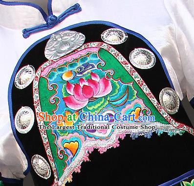 Chinese Hmong Ethnic Female Folk Dance White Outfits Miao Nationality Stage Show Clothing and Silver Hair Accessories