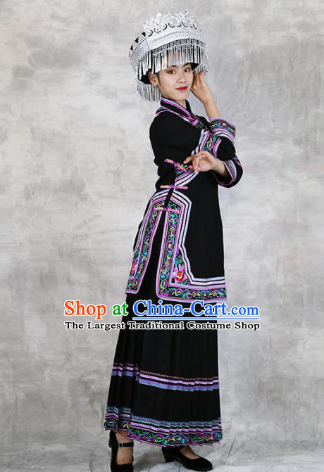 Chinese Nationality Folk Dance Black Dress Outfits Yunnan Ethnic Woman Costume Yi Minority Stage Performance Clothing and Headwear