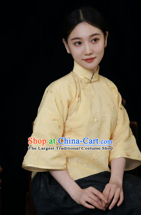 China Tang Suit Upper Outer Garment Slant Opening Blouse Classical Light Yellow Cheongsam Shirt