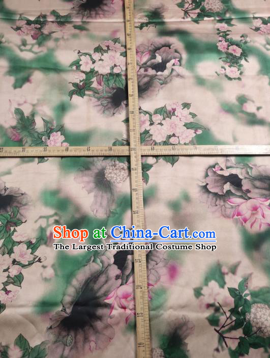 China Traditional Lotus Begonia Pattern Gambiered Guangdong Gauze Beige Satin Cloth Cheongsam Silk Fabric