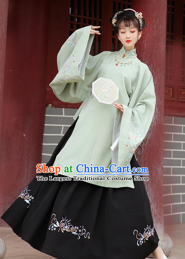 Chinese Ancient Noble Lady Embroidered Costumes Traditional Ming Dynasty Royal Princess Hanfu Clothing