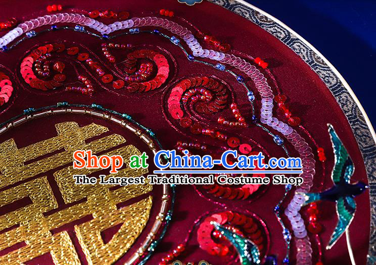 China Traditional Xiuhe Suit Silk Fan Handmade Wedding Bride Palace Fan Embroidered Red Sequins Circular Fan