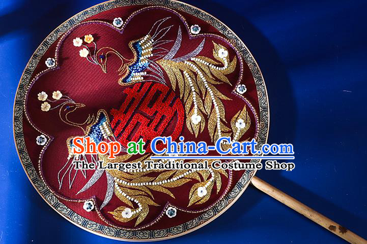 China Embroidered Sequins Phoenix Fan Handmade Bride Palace Fan Traditional Xiuhe Suit Red Silk Circular Fan