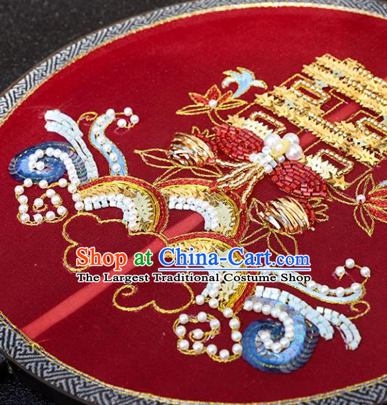 China Traditional Xiuhe Suit Red Silk Circular Fan Handmade Bride Palace Fan Wedding Fan