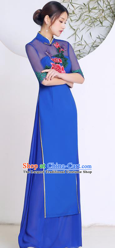 China Classical Aodai Qipao Dress Catwalks Show Embroidery Peony Royalblue Cheongsam Stage Performance Clothing