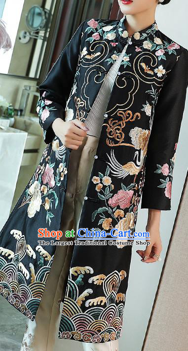 China Traditional Tang Suit Outer Garment National Embroidered Black Brocade Dust Coat