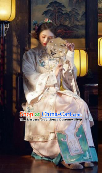 China Traditional Qing Dynasty Court Woman Costumes Ancient Imperial Concubine Embroidered Clothing Complete Set