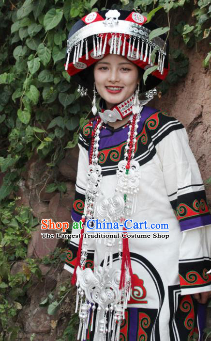 China Yi Nationality Folk Dance White Outfits Clothing Traditional Liangshan Ethnic Wedding Bride Costumes and Hat