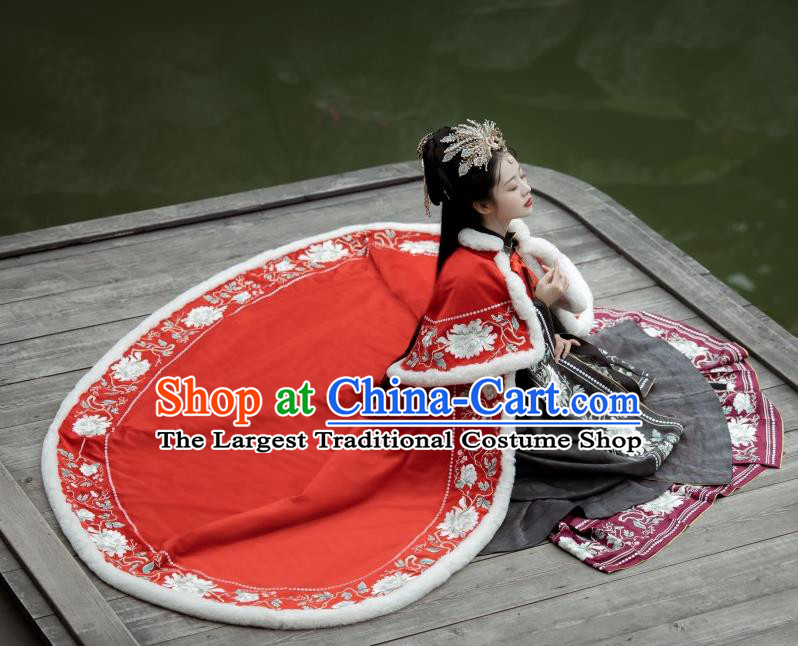 China Ancient Ming Dynasty Court Woman Embroidered Red Cape Historical Hanfu Clothing