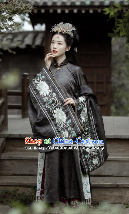 China Ancient Royal Princess Hanfu Dress Apparels Traditional Ming Dynasty Court Woman Historical Clothing