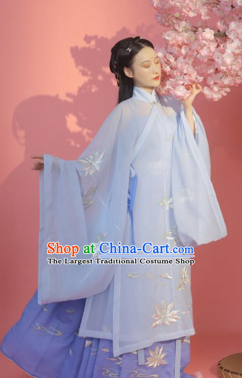 China Traditional Ming Dynasty Noble Beauty Historical Clothing Ancient Young Lady Blue Hanfu Dress Garment