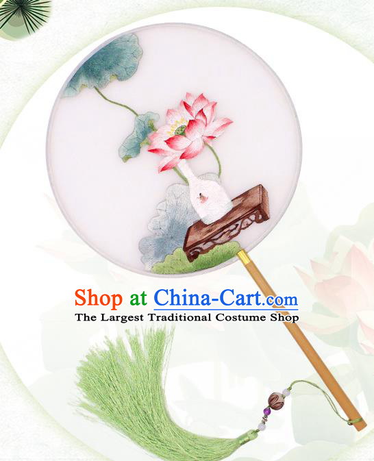 China Classical Silk Fan Handmade Circular Fan Embroidered Lotus Fan