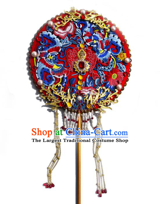 China Classical Pearls Tassel Circular Fan Traditional Wedding Fan Handmade Embroidered Red Palace Fan