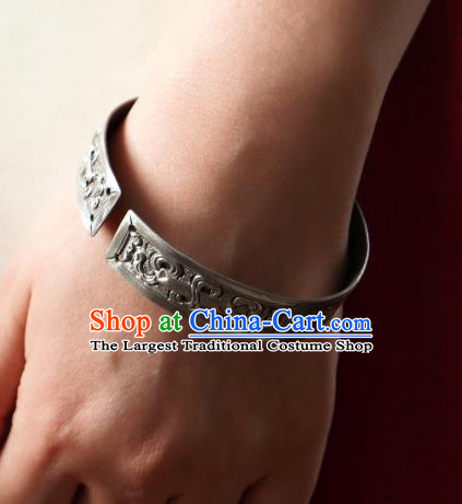 Chinese Traditional Qing Dynasty Wristlet Accessories National Cheongsam Silver Carving Bracelet