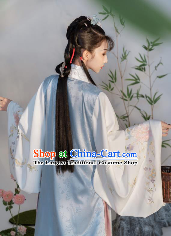 China Traditional Ming Dynasty Young Beauty Embroidered Costumes Ancient Hanfu Clothing for Noble Lady