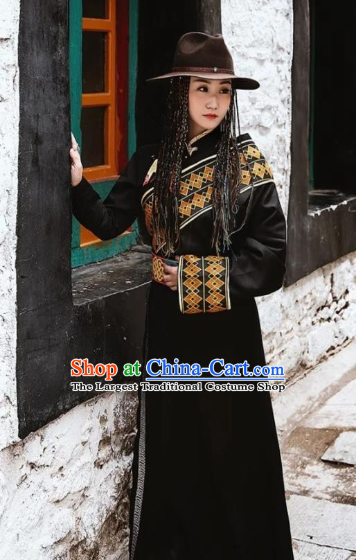 China Zang Nationality Black Bola Dress Traditional Xizang Tibetan Minority Stage Performance Clothing