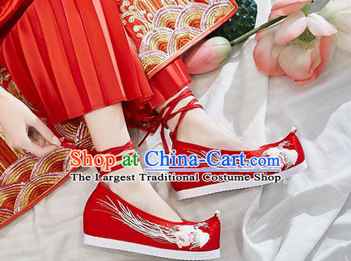 China National Embroidered Phoenix Red Cloth Shoes Traditional Hanfu Bow Shoes Handmade Princess Wedding Pearl Shoes