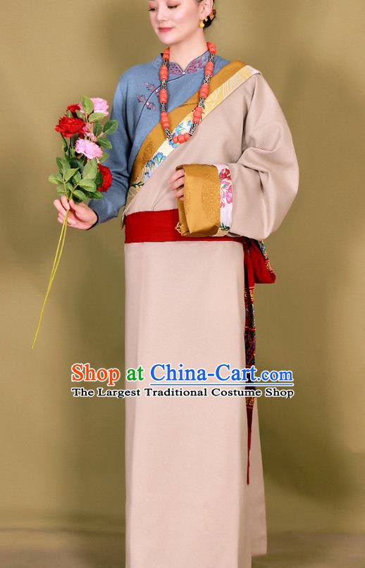China Zang Nationality Heishui Dance Clothing Traditional Xizang Minority Apricot Bola Tibetan Robe Clothing