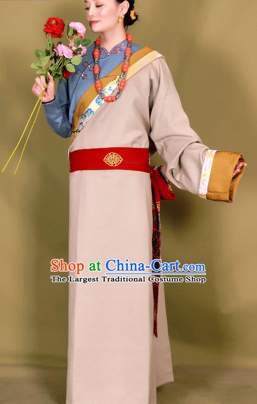 China Zang Nationality Heishui Dance Clothing Traditional Xizang Minority Apricot Bola Tibetan Robe Clothing