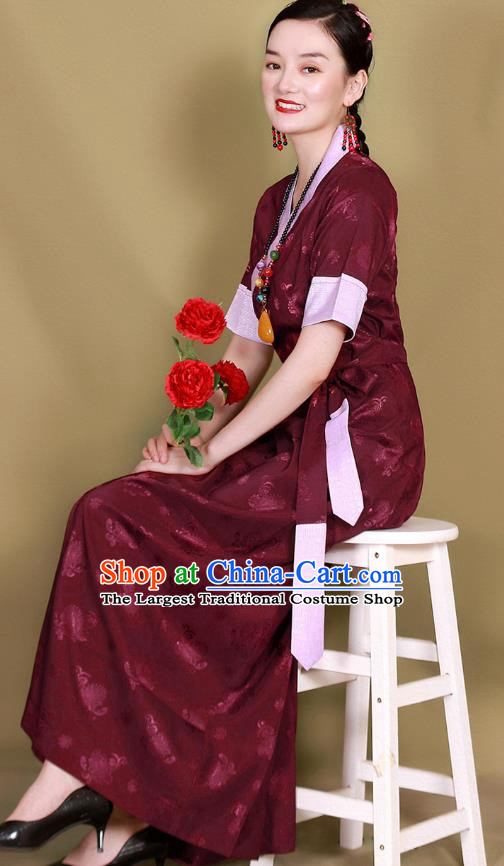 China Traditional Xizang Tibetan Minority Bola Costume Zang Nationality Heishui Dance Wine Red Brocade Dress Clothing